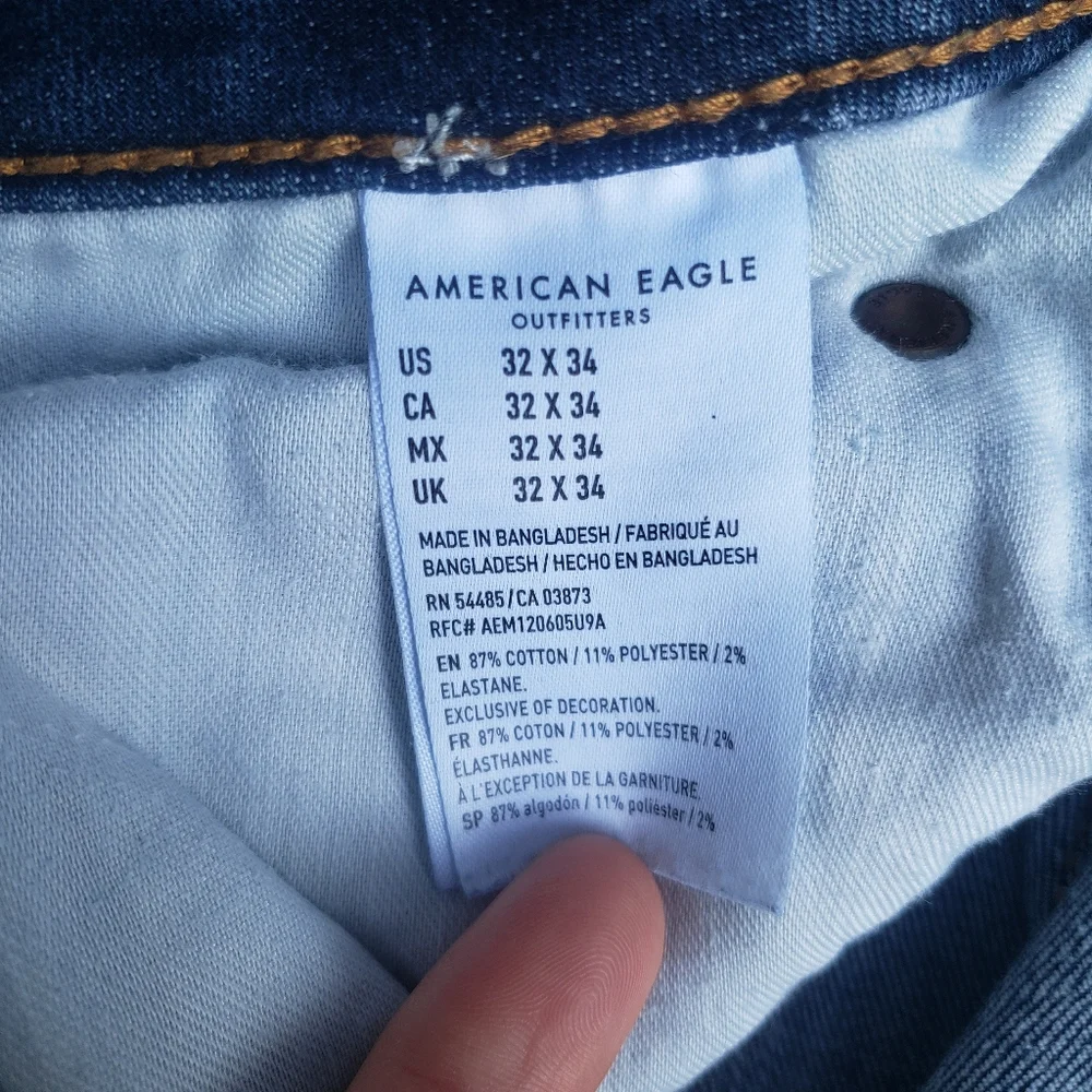 American Eagle Outfitters FLEX Dark Blue and Distressed Jeans - 32x34
